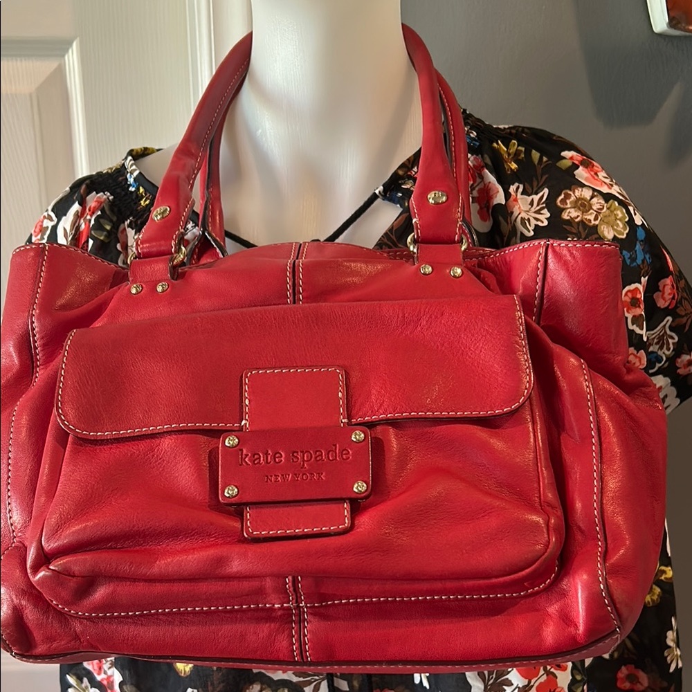 Kate Spade Red Leather Shoulder Bag with Textured Finish and Gold Accents
